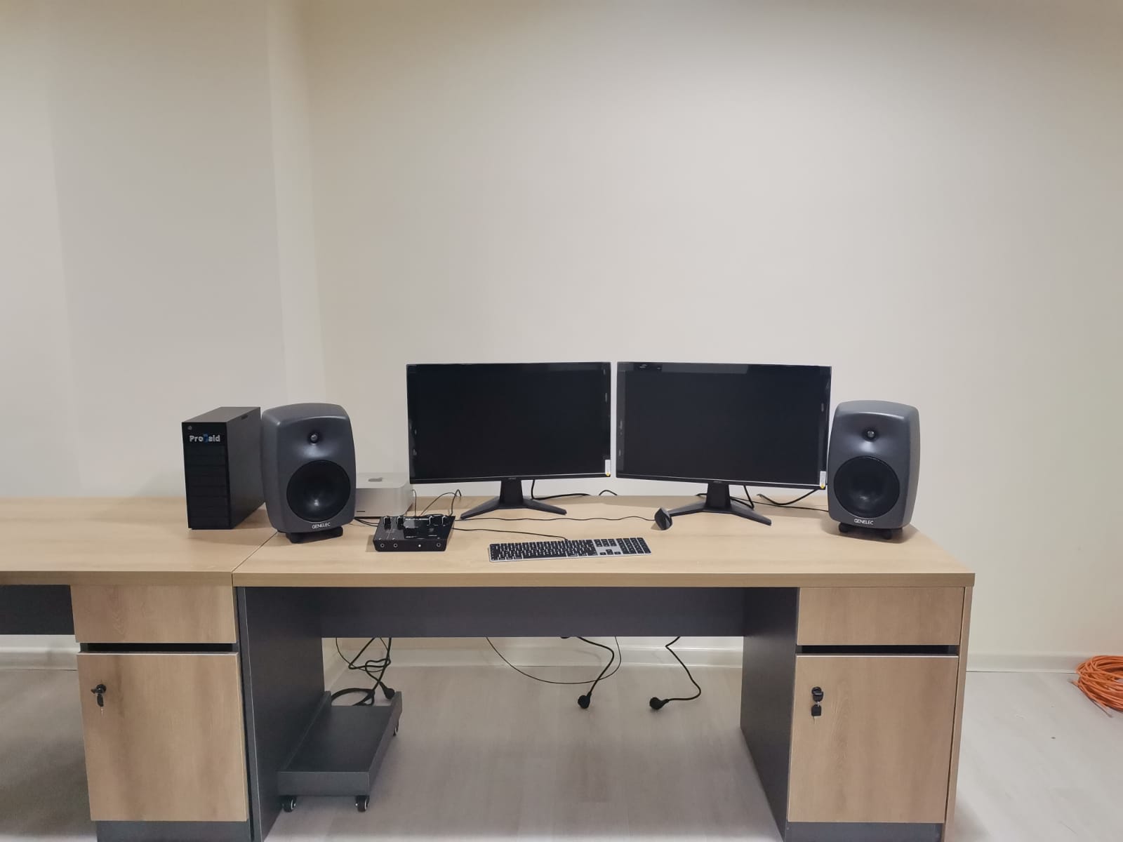 MNB